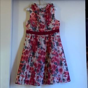 Beautiful Janie and Jack floral dress.